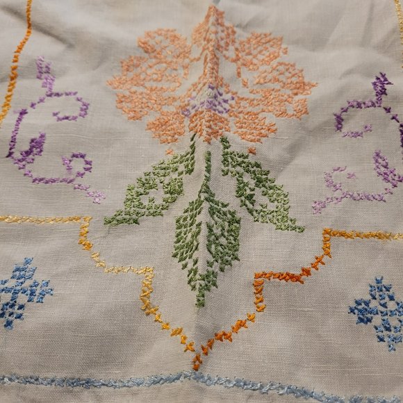 VTG Embroidered Orange Floral Vanity TV Console Table Topper - Picture 2 of 5